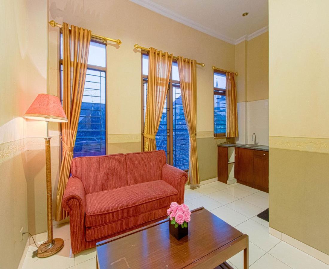 D'Talent Hotel Yogyakarta Exterior photo